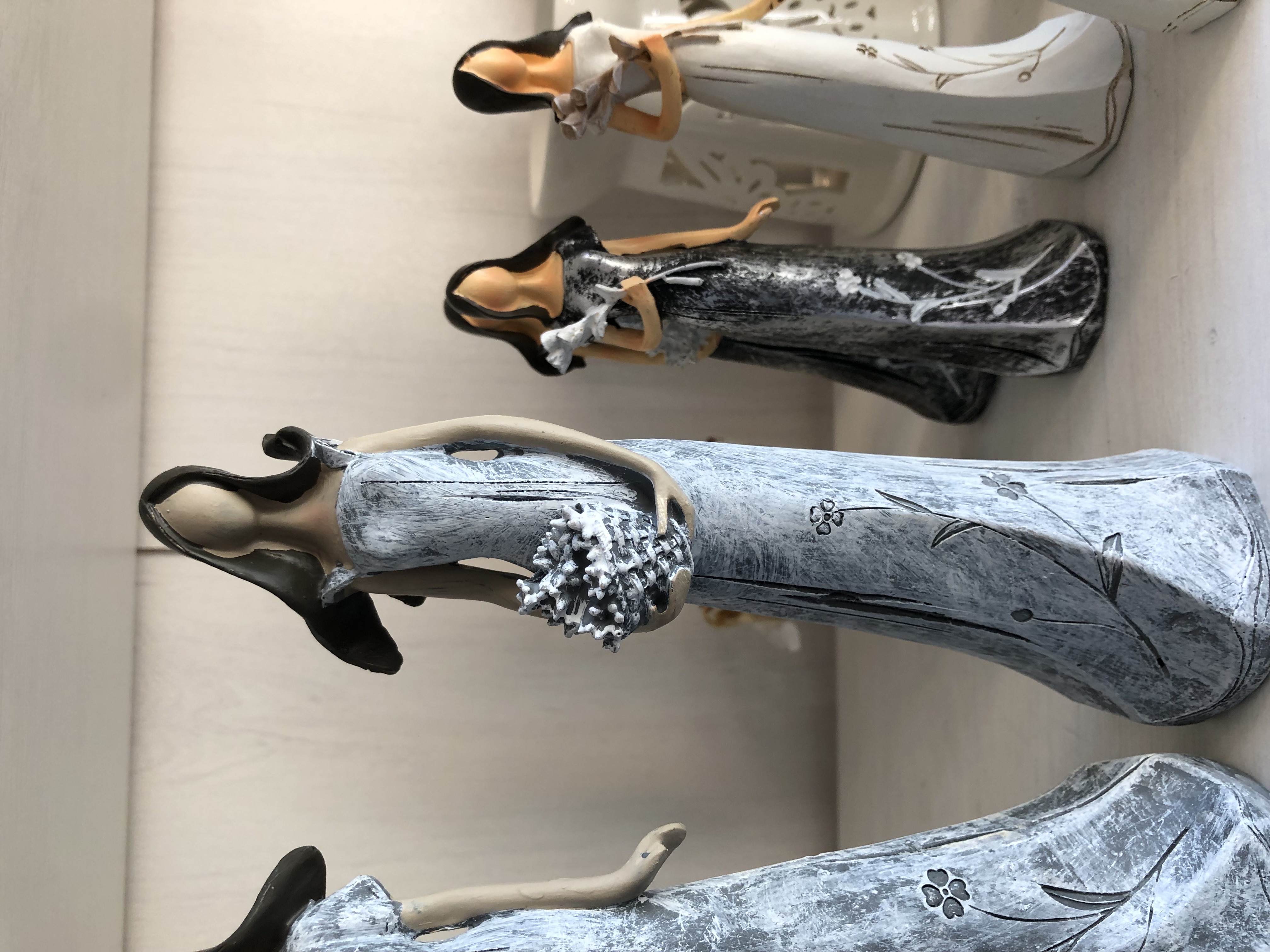 Anděl, andělka plechová křídla  šedá 21cm 